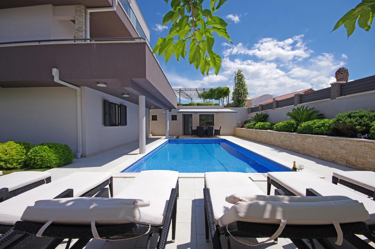 Villa Lucas Podstrana Luaran gambar